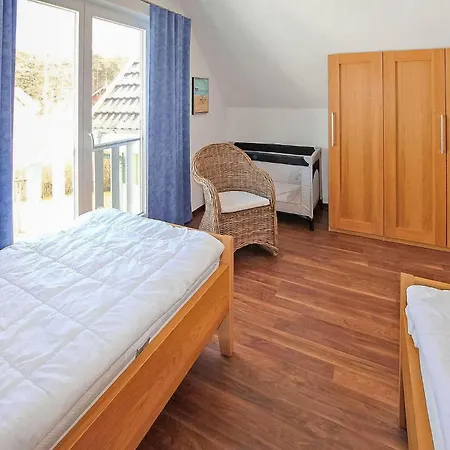 בית נופש Ostseebad ברייגה
